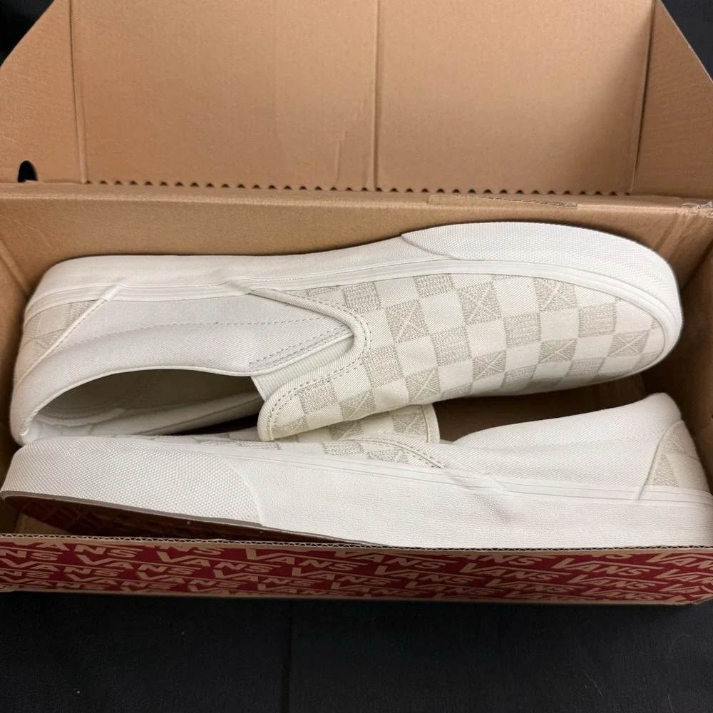 VANS Classic SlipOn Skate Shoes Stitch Checkerboard Marshmallow Wht Mens Size 13